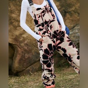 Hit The Slopes Printed Salopette Magnolia Combo XS NWOT